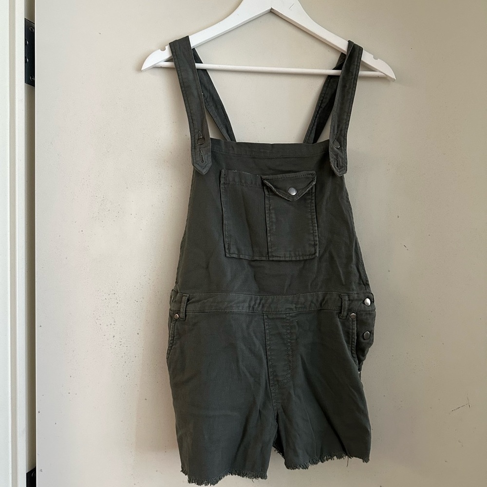 Chaser Green Short Linen Blend Overalls